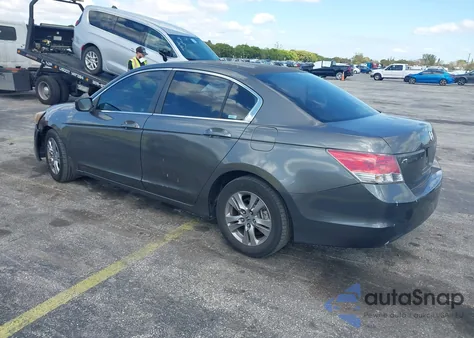 2009 Honda Accord 2.4 Lx z USA, uszkodzony, nr VIN JHMCP26359C017425